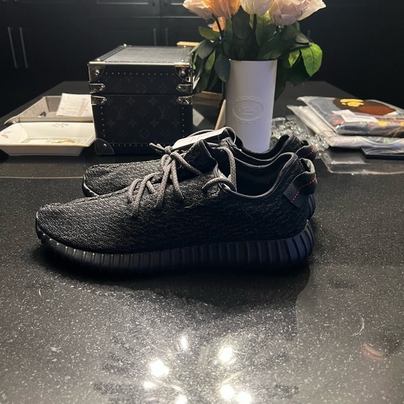 adidas Yeezy Black Athletic Shoes